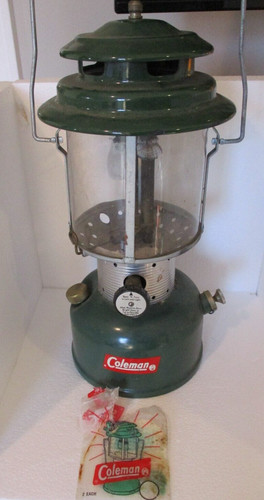 Vintage coleman 220f - vintage, lantern